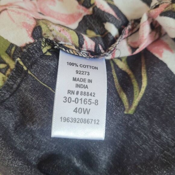 Roaman's 40W 100% cotton dark floral print pleated front button up blouse cottag - Picture 8 of 9